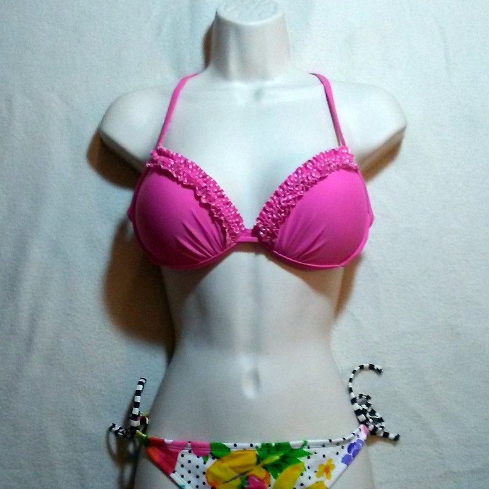 Xhilaration Size L Pink Underwire Bikini Top